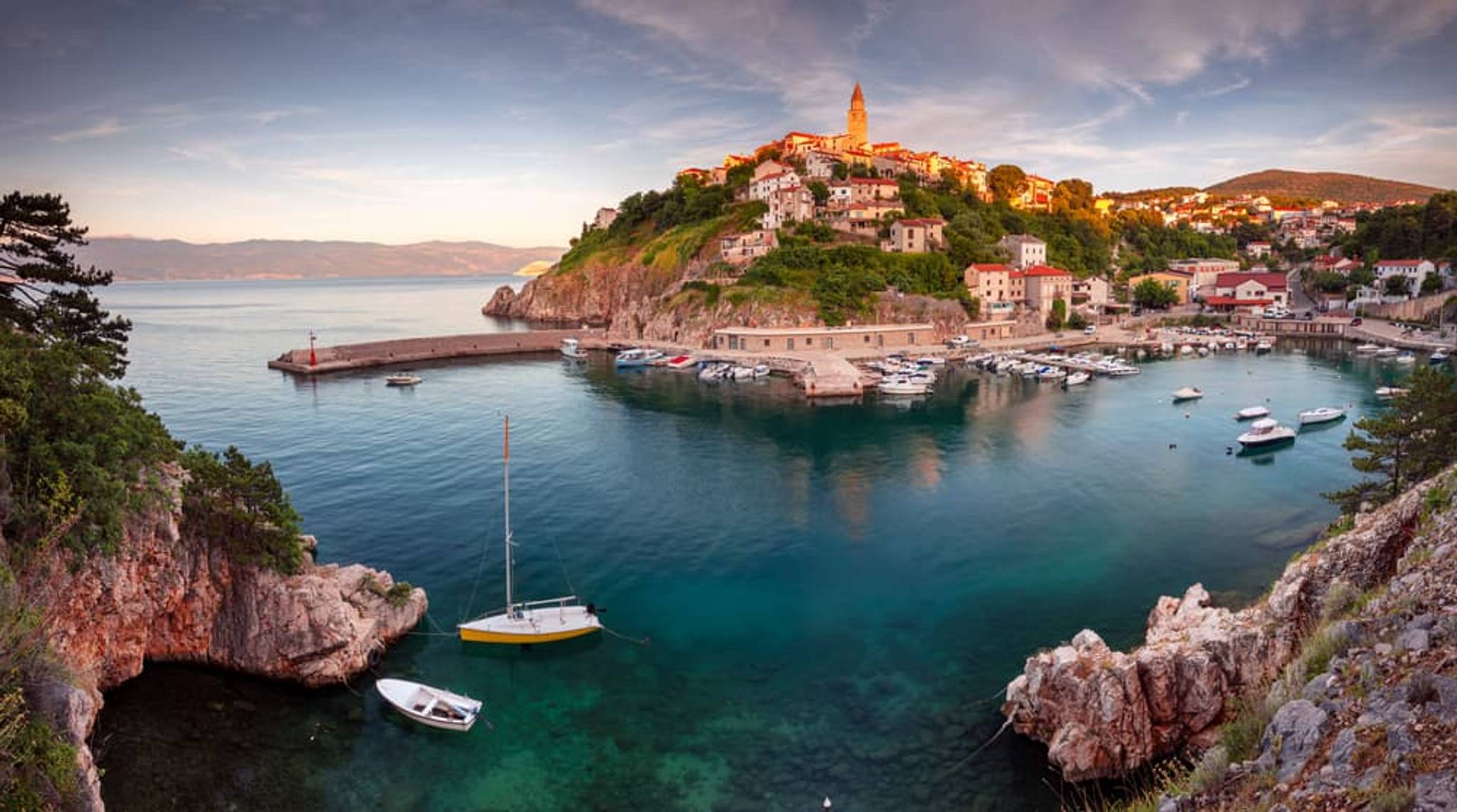 Krk – panorama města Vrbnik
