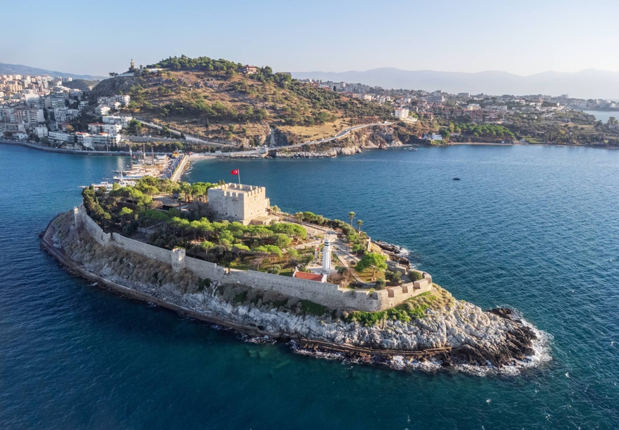 Kusadasi, bílé pláže i pamatátky